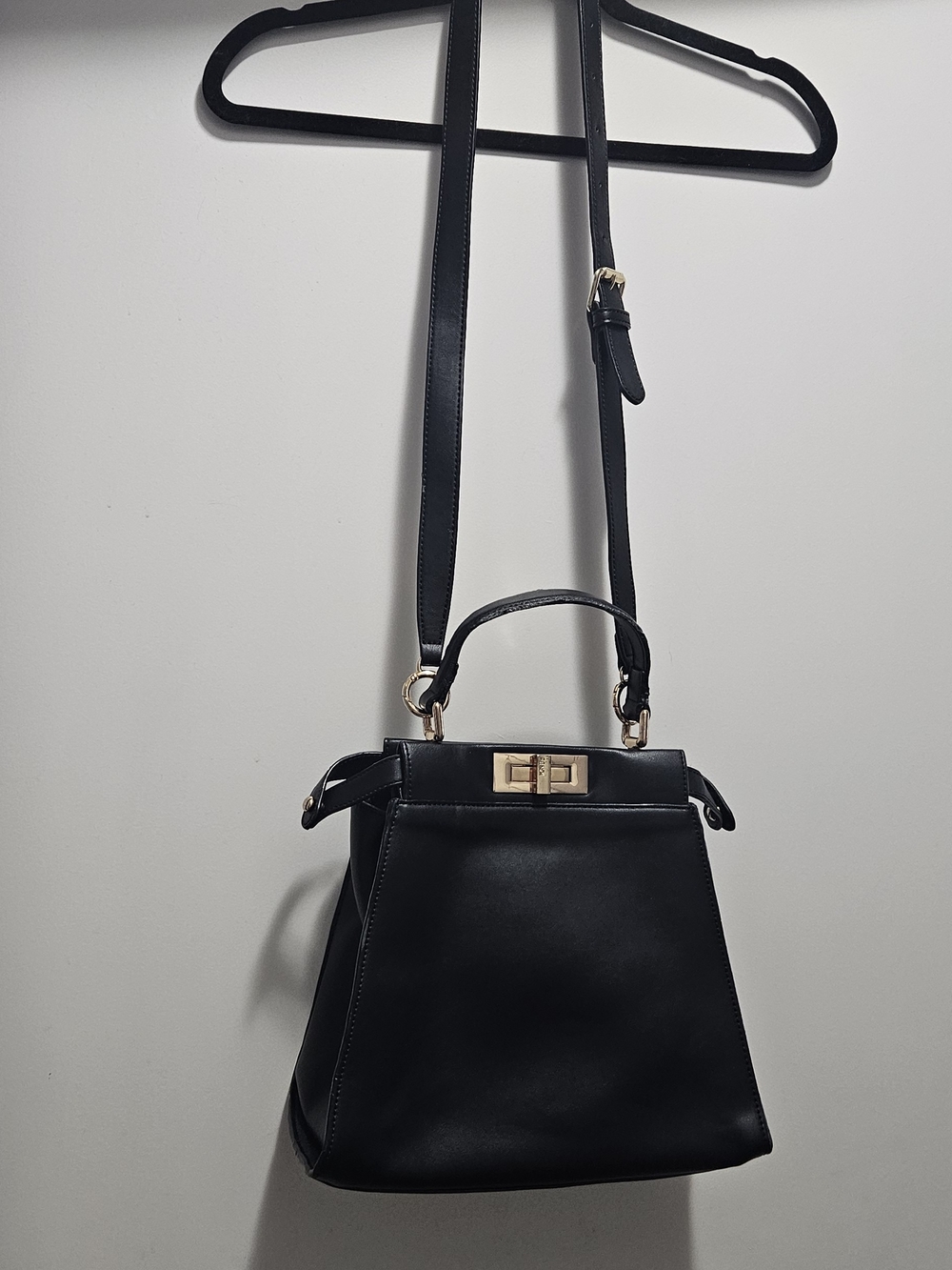Fendi Black Peakaboo ISEEU - Top Handle Crossbody
